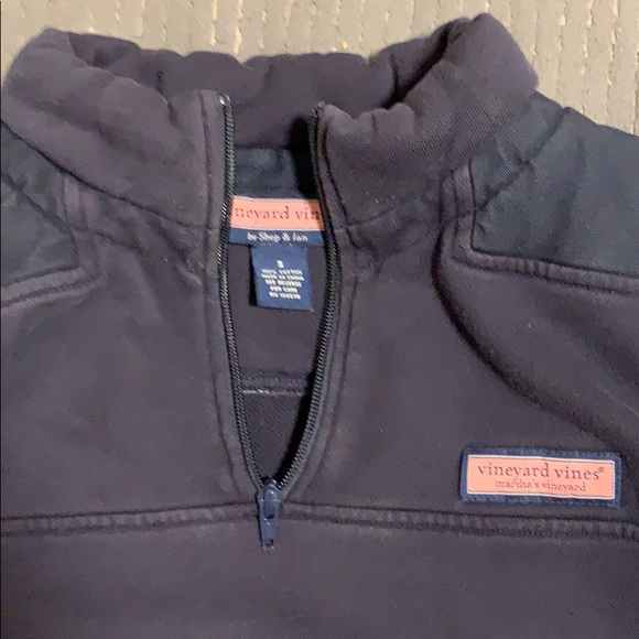 Vineyard Vines Quarter Zip - Picture 3 of 3